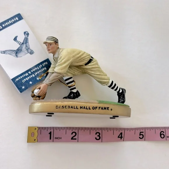 National Baseball Hall of Fame & Museum Sculpture Collection - Picture 7 of 10